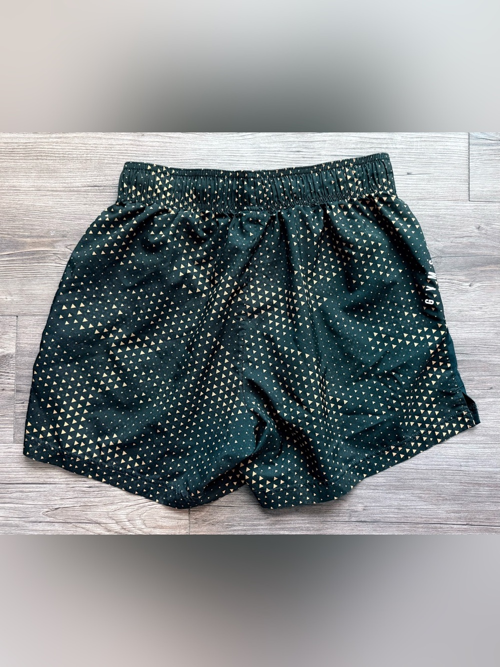 Gymshark Men's Medium Black-Yellow Pattern 5" Gym Athletic Shorts - Picture 2 of 3